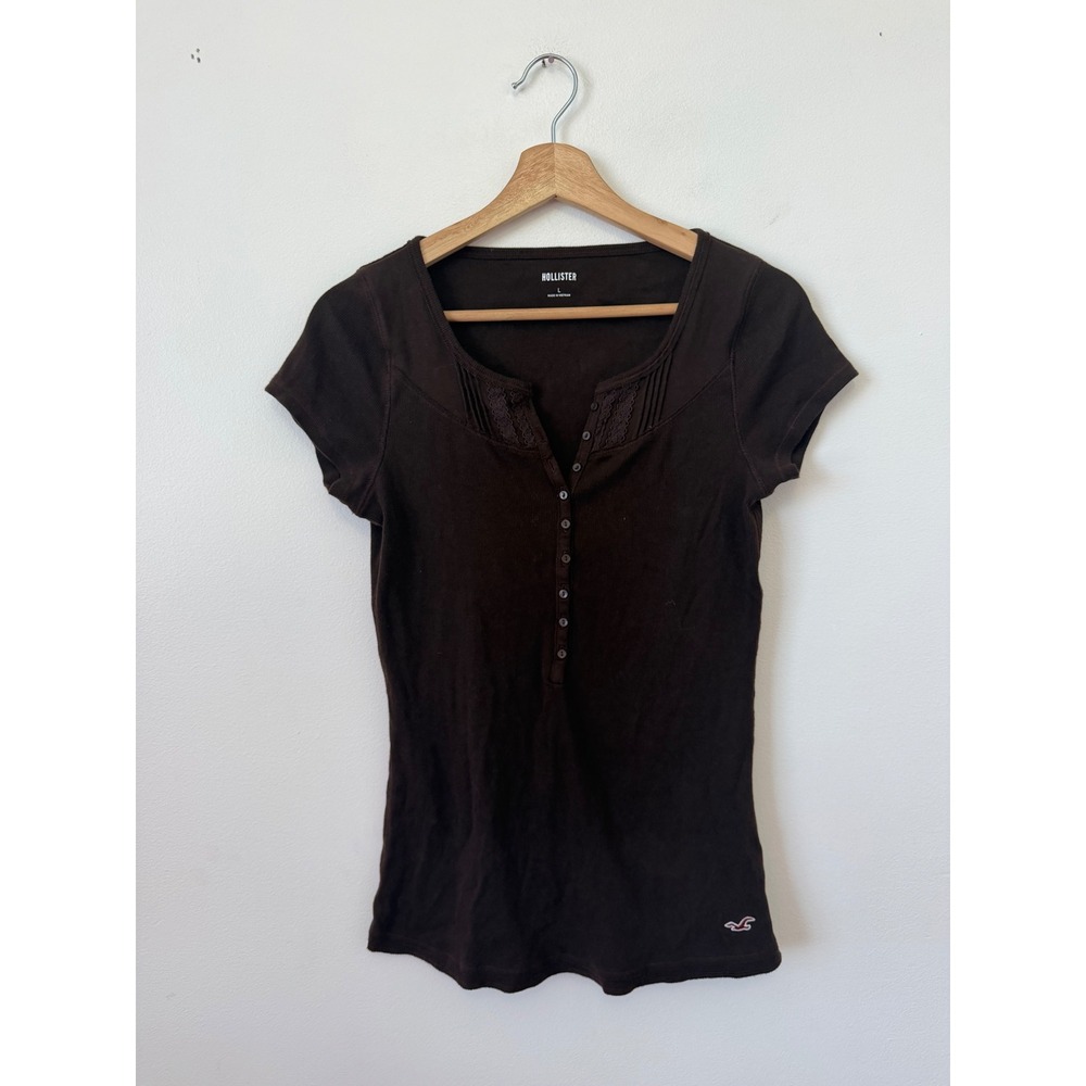 Hollister Y2K Dark Brown Lace Detail Henley Top – Women's Large – GUC
